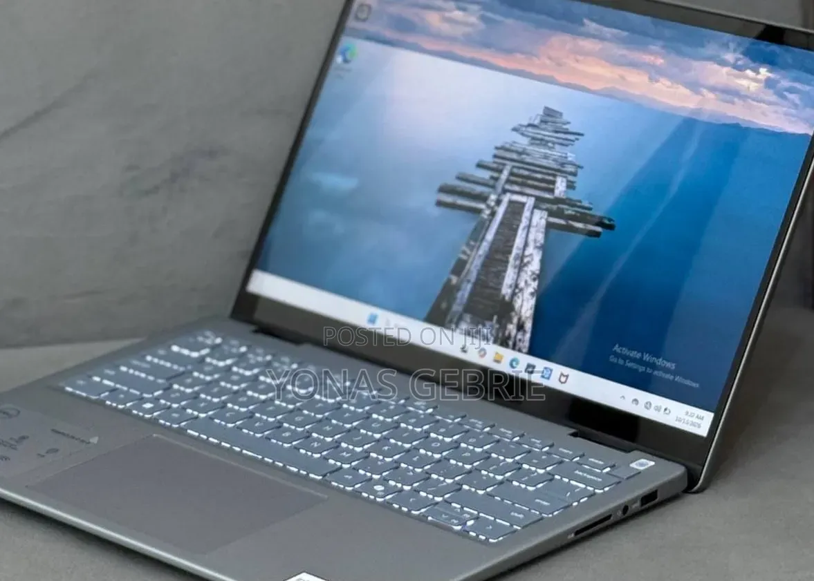 New Laptop Dell 16GB Intel Core 7 SSD 1T