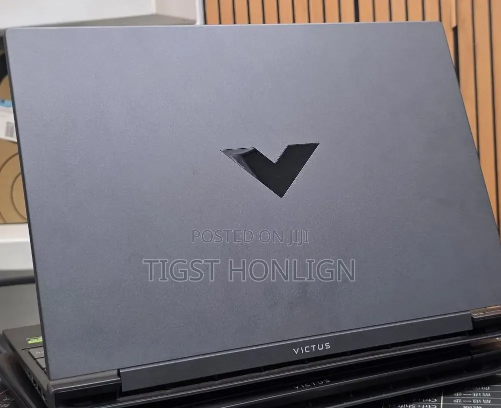 New Laptop HP Victus 15 16GB AMD Ryzen 7 SSD 512GB