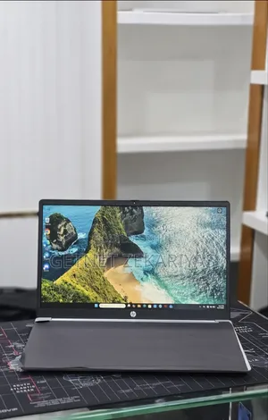 New Laptop HP Stream Notebook 8GB AMD Ryzen 5 SSD 512GB