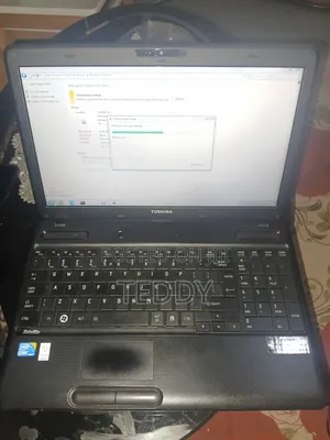 Laptop Toshiba Satellite C55 4GB Intel Core i3 HDD 256GB