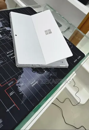 New Laptop Microsoft Surface Pro 6 8GB Intel Core i5 SSD 256GB