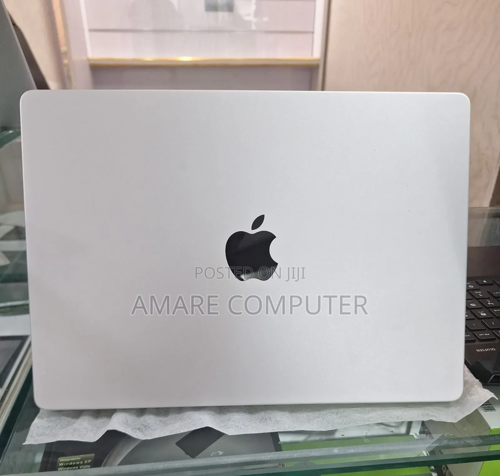 New Laptop Apple MacBook Pro 2024 M4 Pro 24GB Apple M4 Pro SSD 512GB