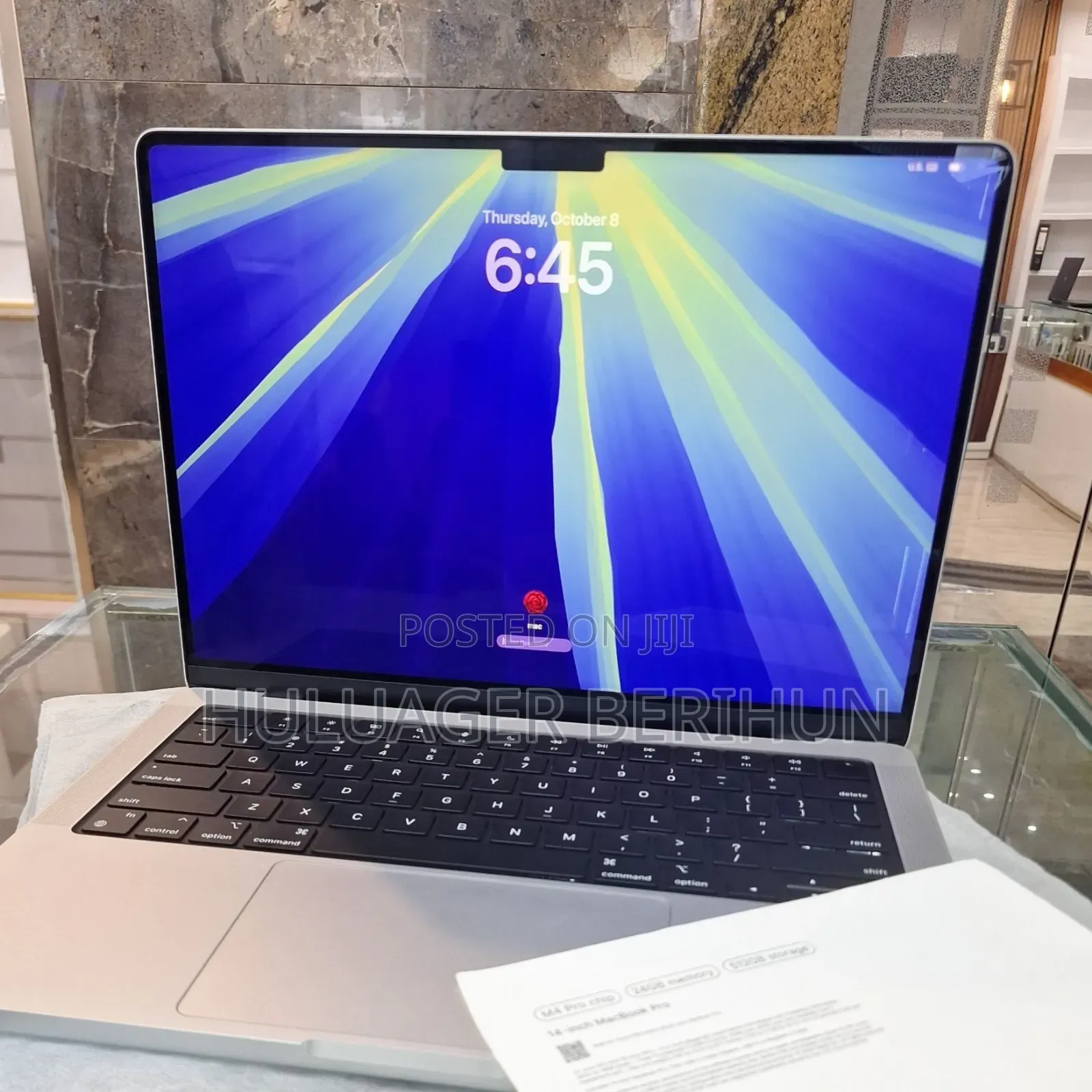 New Laptop Apple MacBook Pro 2024 M4 24GB Apple M4 Pro SSD 512GB
