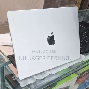New Laptop Apple MacBook Pro 2024 M4 24GB Apple M4 Pro SSD 512GB