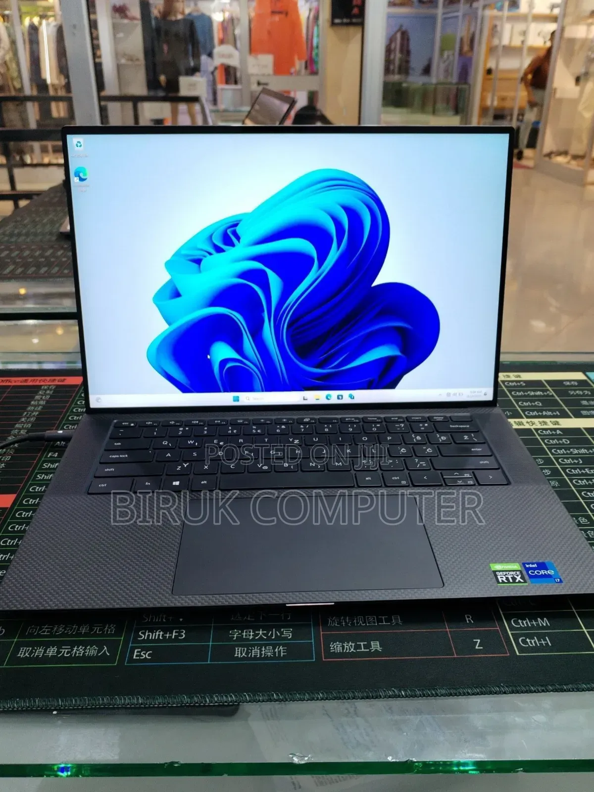 New Laptop Dell Precision 5560 16GB Intel Core i7 SSD 512GB