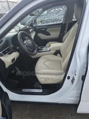 Toyota Grand Highlander Hybrid 2024 White