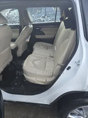 Toyota Grand Highlander Hybrid 2024 White