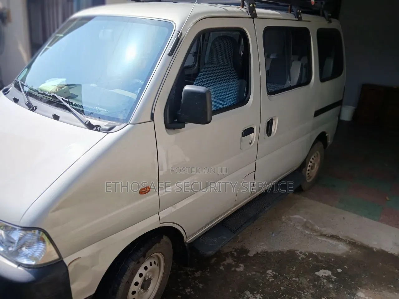 Suzuki Eeco 2025 Silver