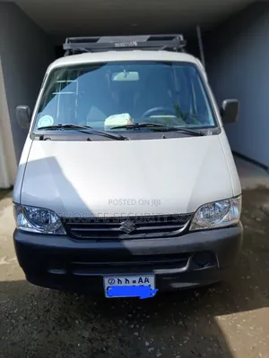 Suzuki Eeco 2025 Silver
