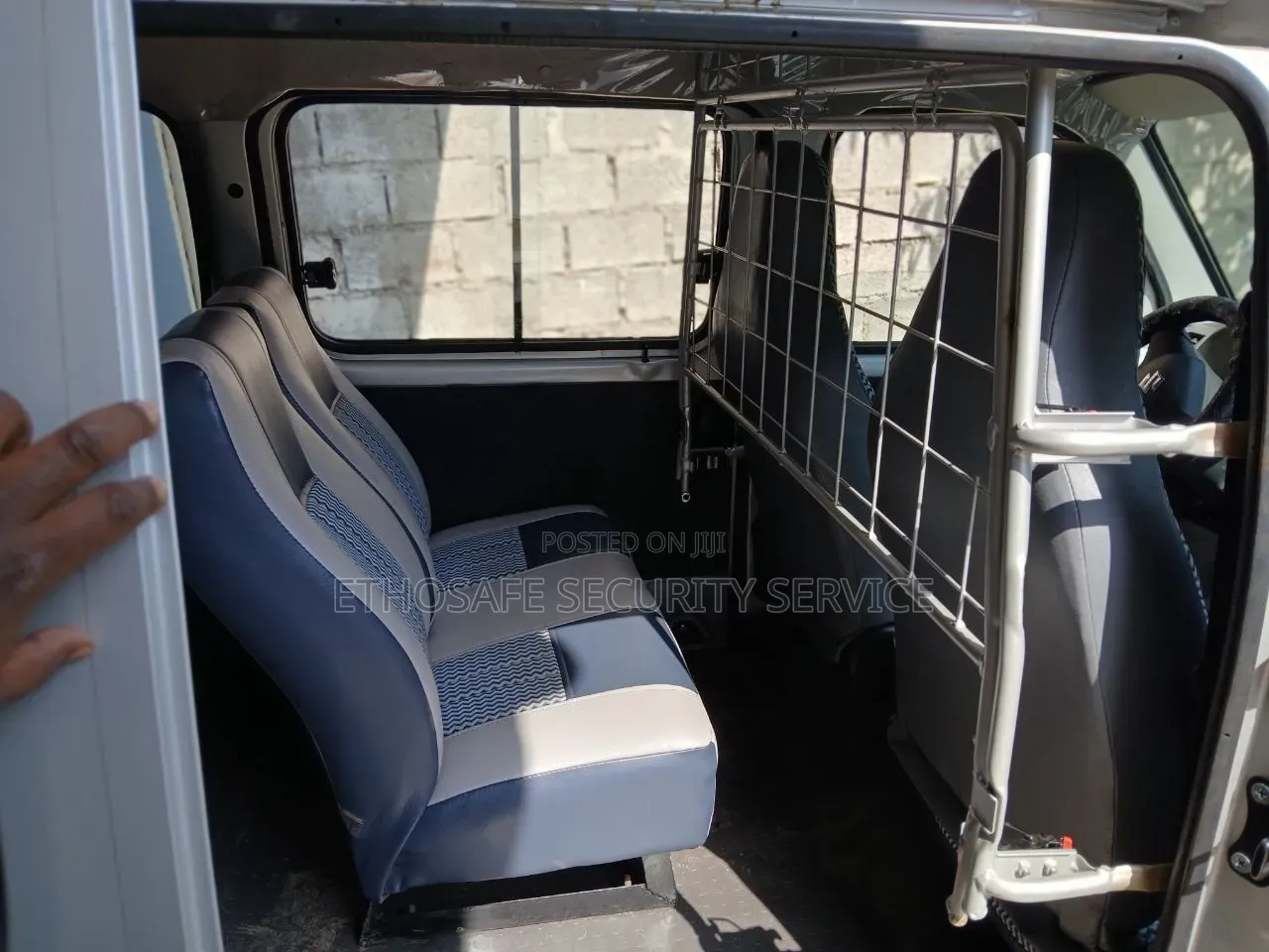 Suzuki Eeco 2025 Silver