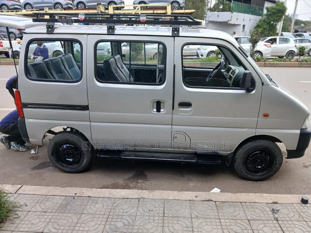 Suzuki Eeco 2025 Silver