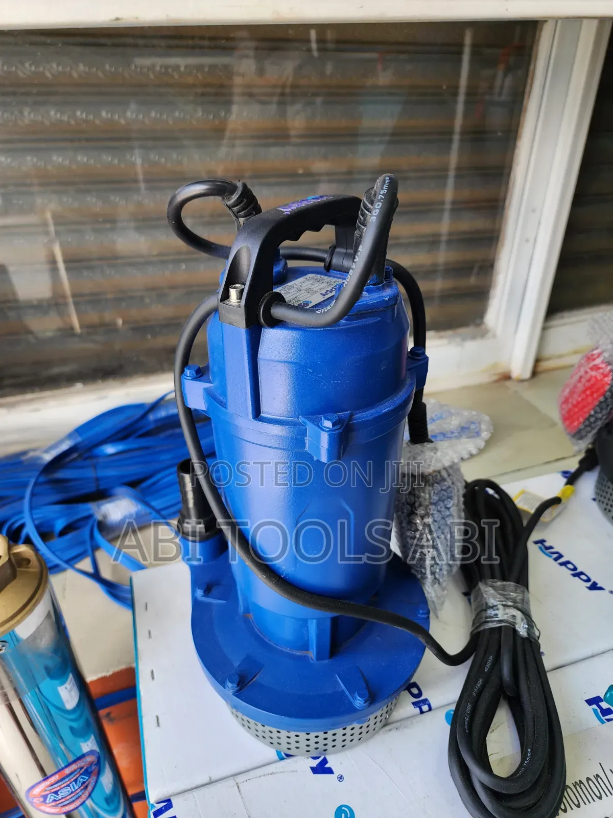 HAPPY 1Hp Submersible Pump
