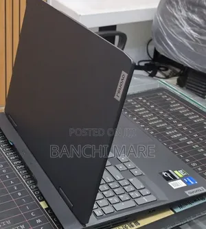 New Laptop Lenovo LOQ 15ARP9 16GB Intel Core i5 SSD 512GB