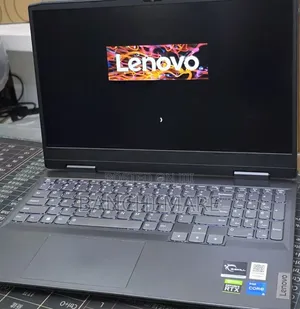 New Laptop Lenovo LOQ 15ARP9 16GB Intel Core i5 SSD 512GB
