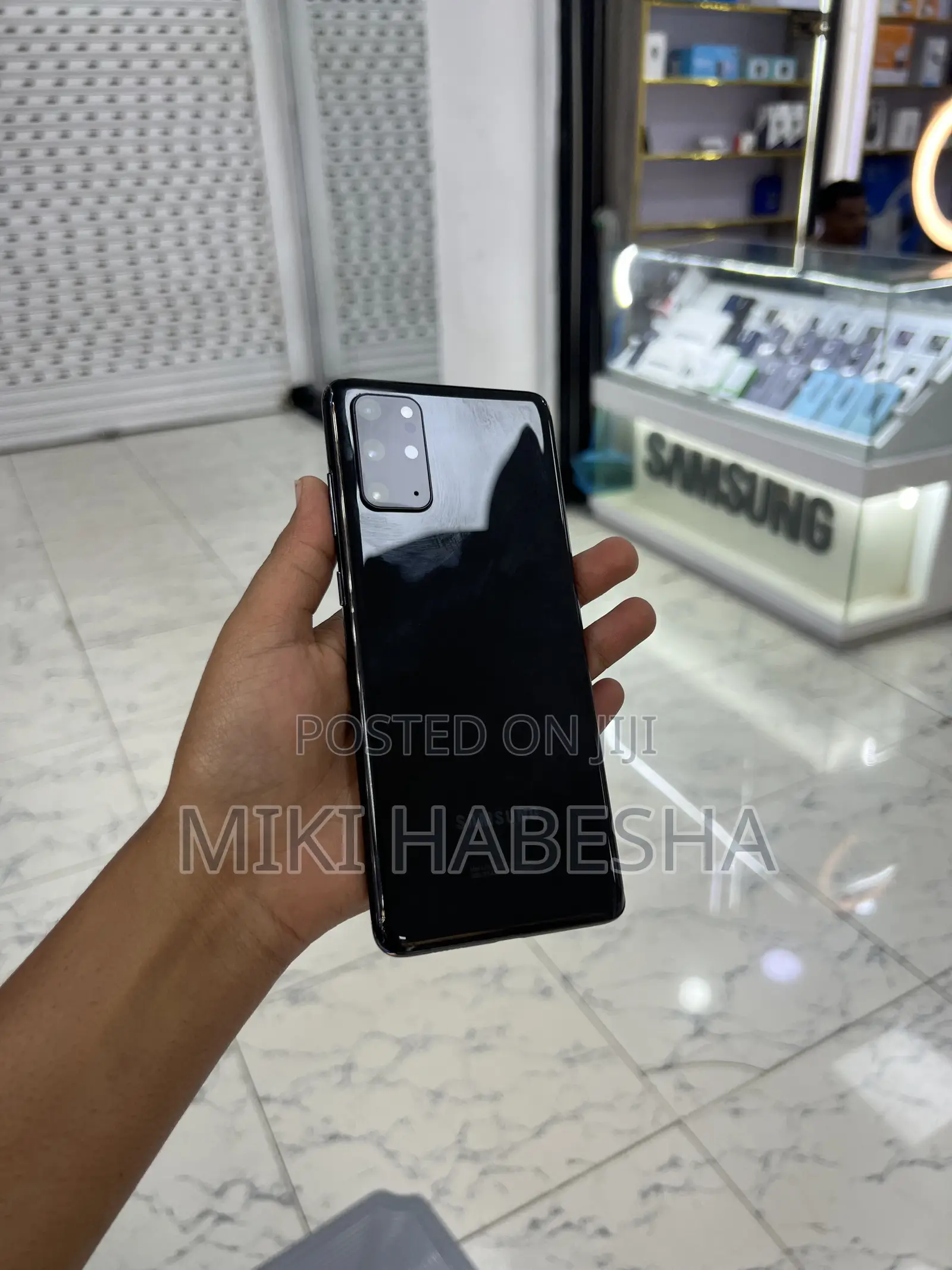 New Samsung Galaxy S20+ 5G 256 GB Black