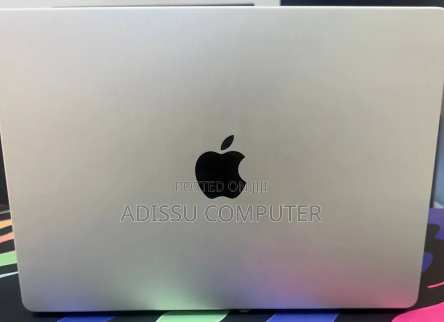 New Laptop Apple MacBook Pro 2021 M1 16GB Apple M1 Pro SSD 512GB