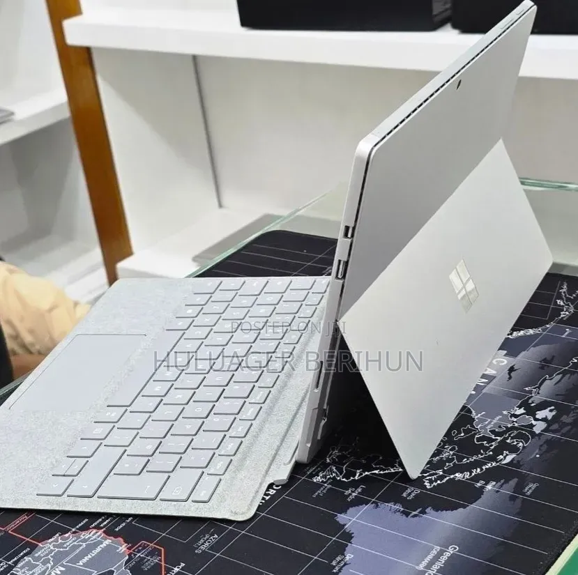 New Laptop Microsoft Surface Pro 6 8GB Intel Core i5 SSD 256GB