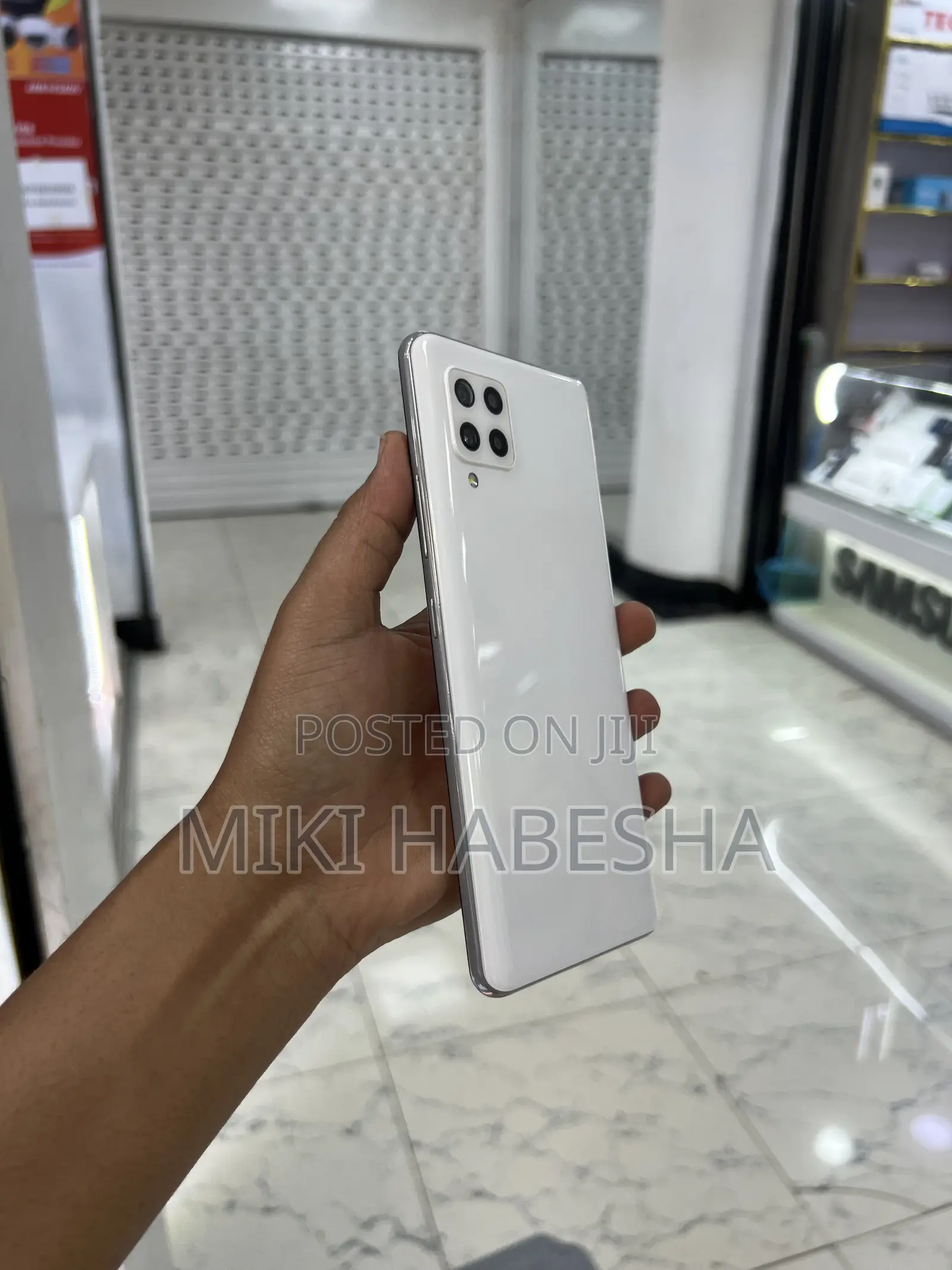 New Samsung Galaxy A42 5G 128 GB White