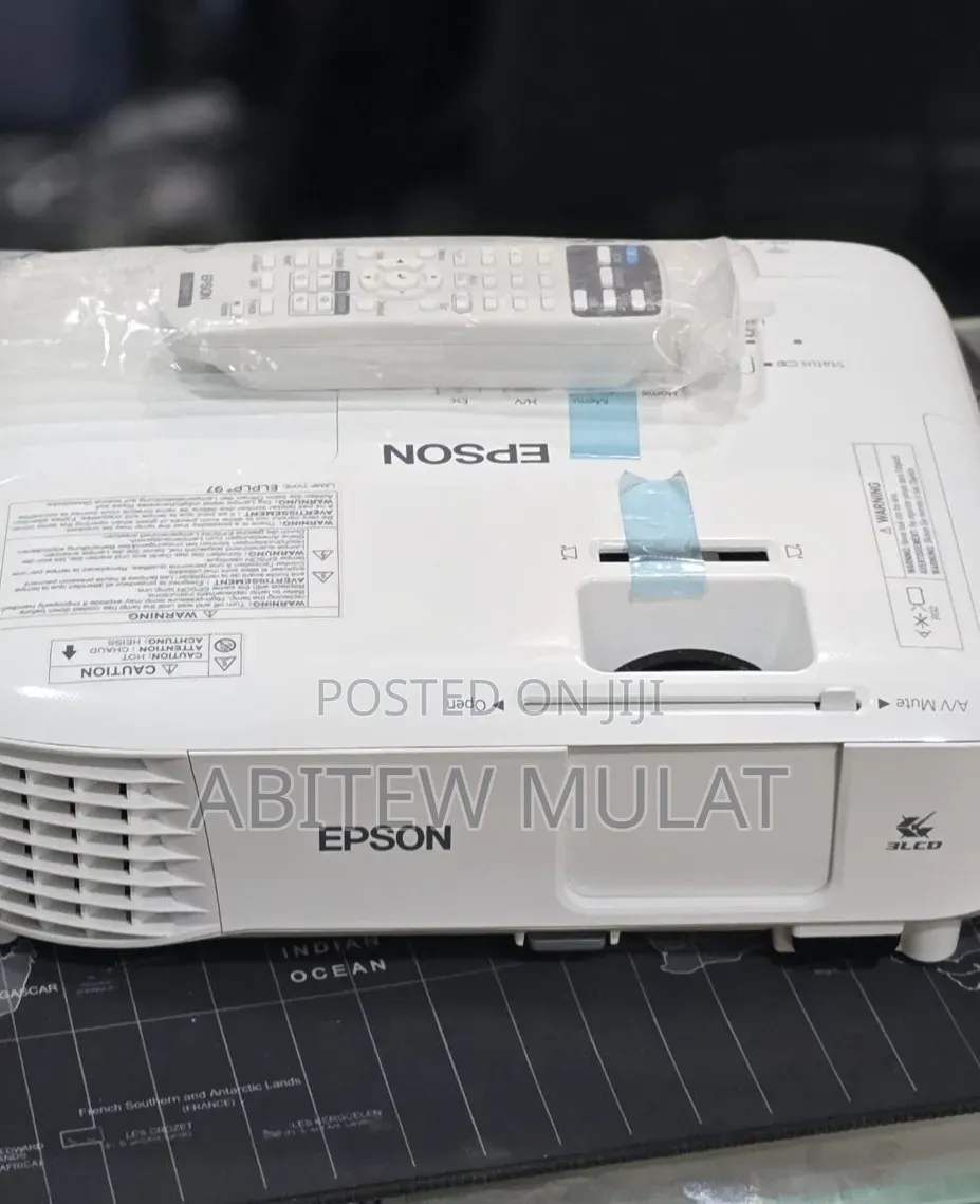 Brand New EPSON Projector Model Name: EB -X49 Hardware Interface: V