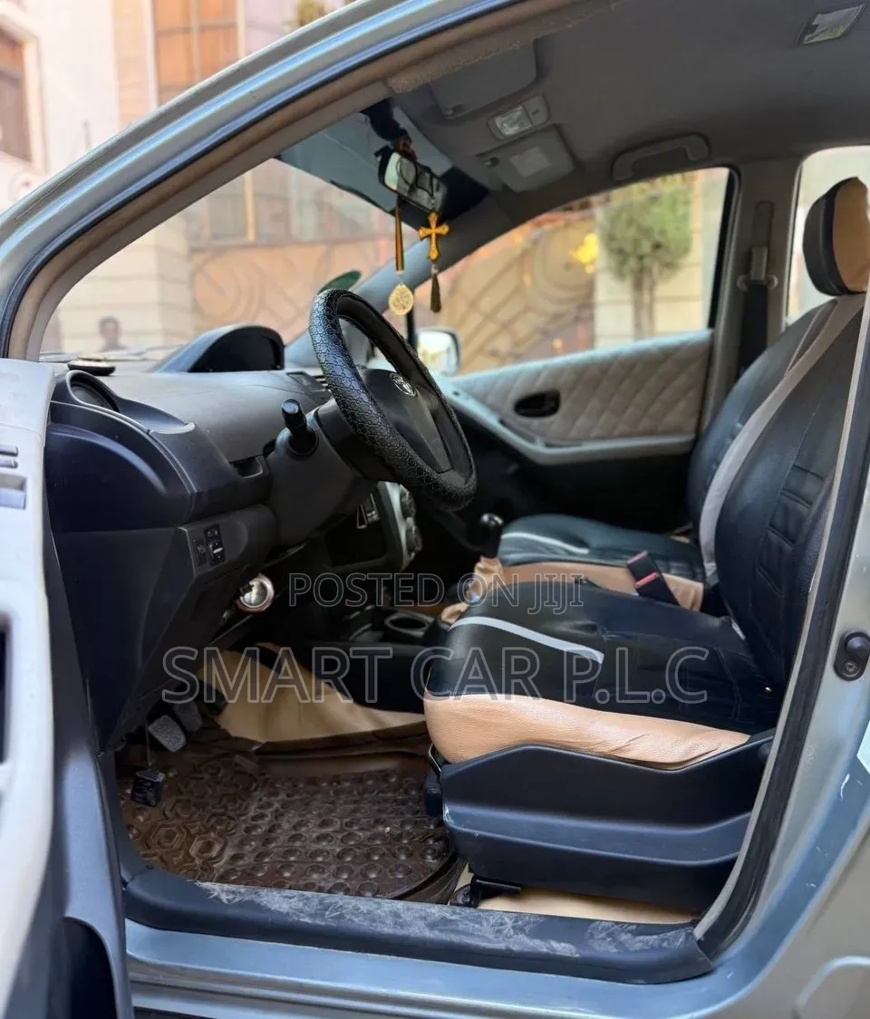 Toyota Yaris 1.0 VVT-i 2008 Silver