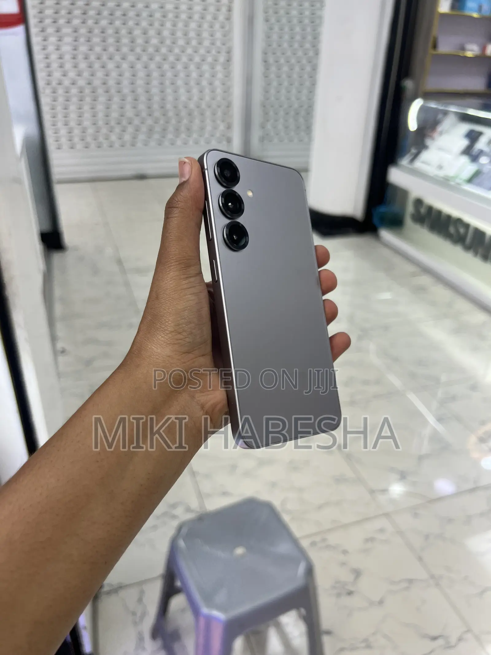 New Samsung Galaxy S25 128 GB Gray