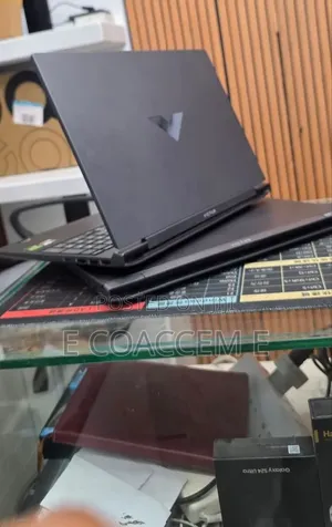 New Laptop HP Victus 16 16GB AMD Ryzen 7 SSD 512GB