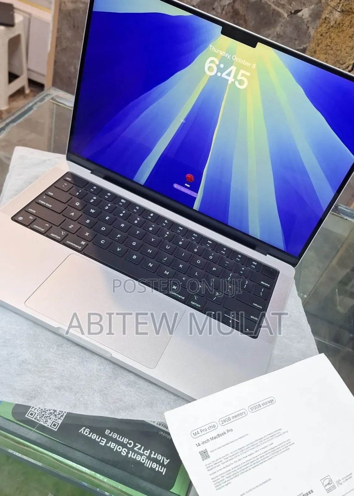 New Laptop Apple MacBook Pro 2024 M4 Pro 24GB Apple M4 Pro SSD 512GB