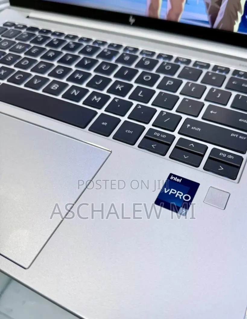 New Laptop HP EliteBook 840 G10 16GB Intel Core i7 SSD 512GB