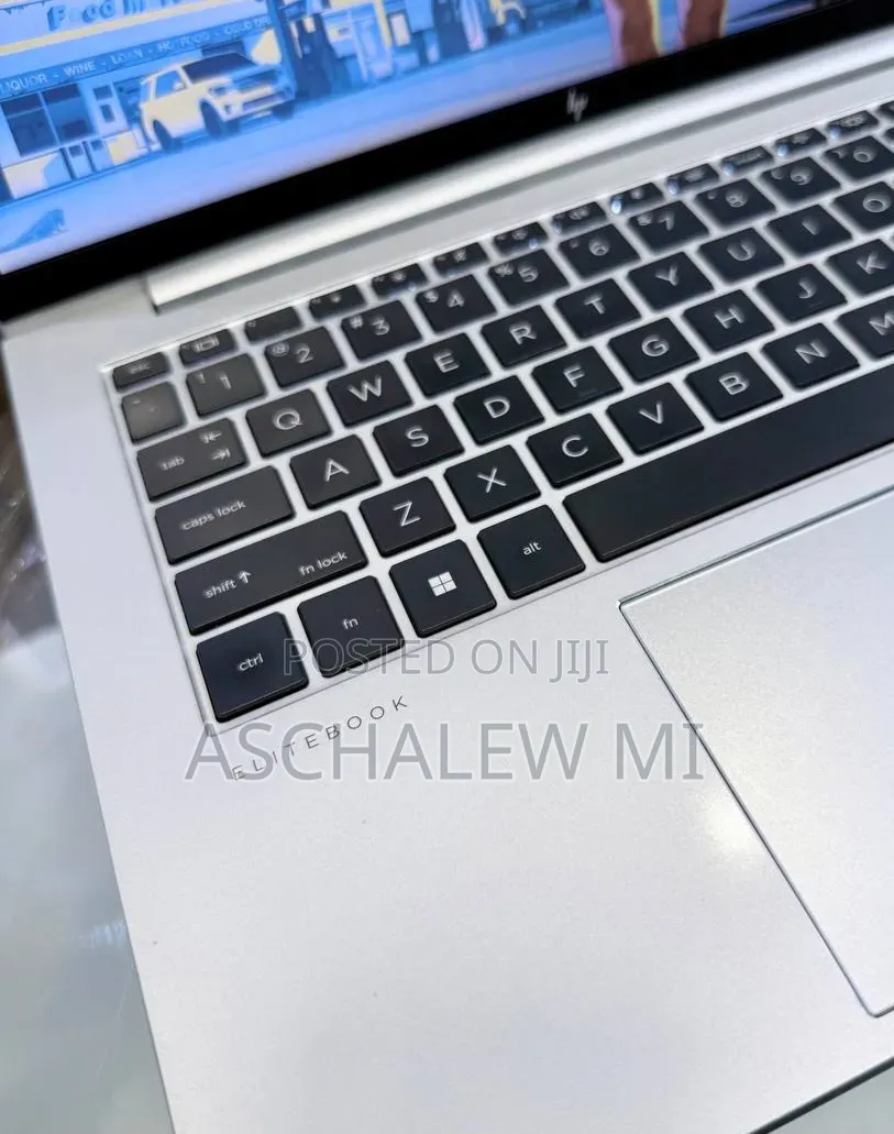 New Laptop HP EliteBook 840 G10 16GB Intel Core i7 SSD 512GB