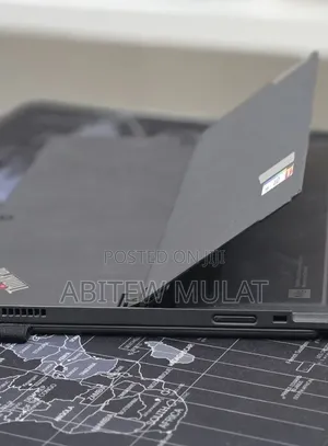 New Laptop Lenovo ThinkPad 13 16GB Intel Core i7 SSD 512GB