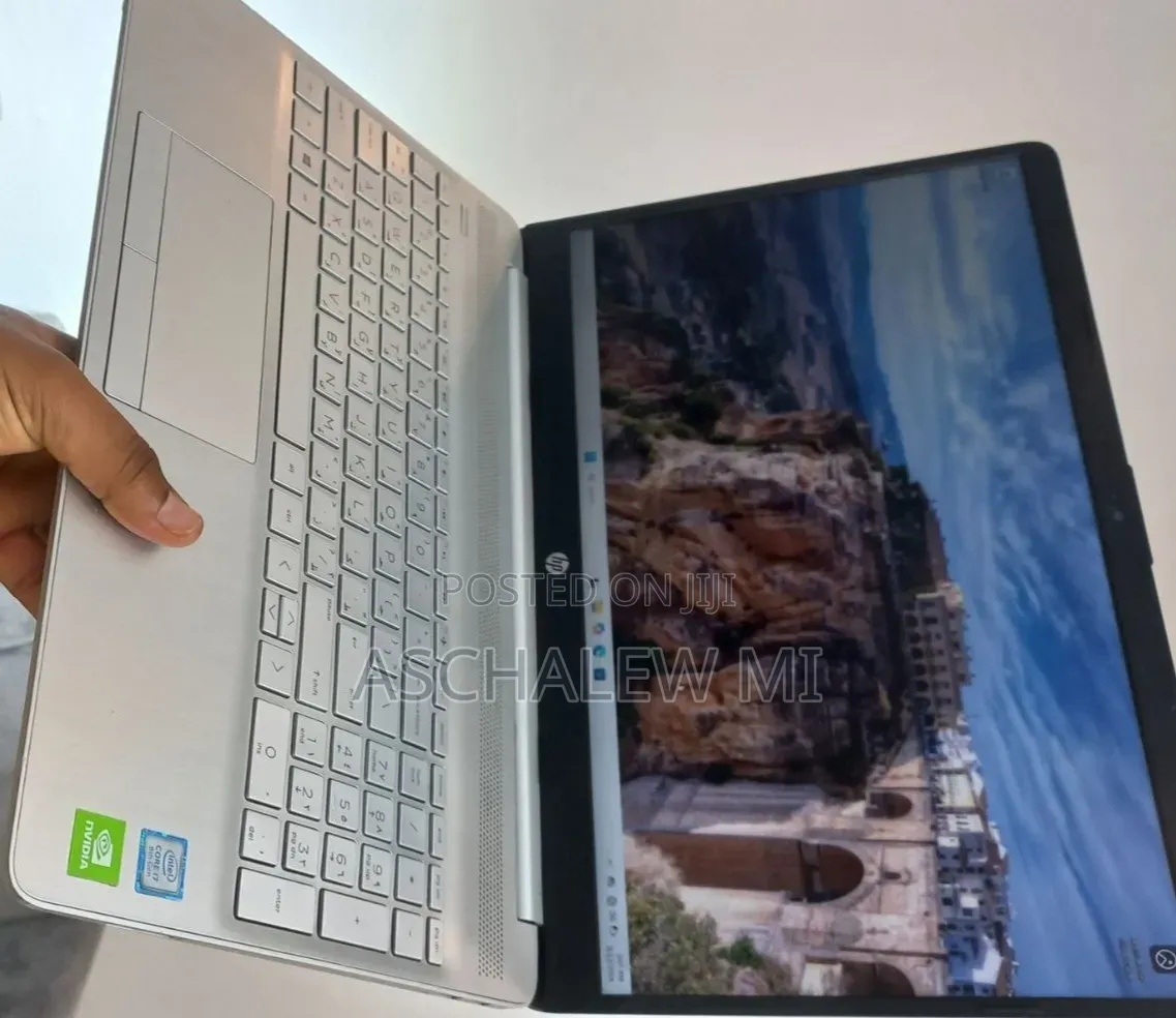 New Laptop HP Stream Notebook 8GB Intel Core i7 HDD+SSD 1T