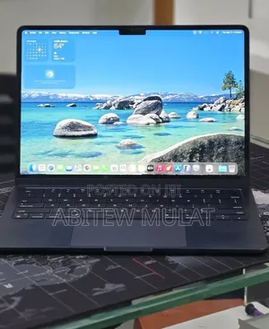 New Laptop Apple MacBook Air 2022 M2 8GB Apple M2 SSD 256GB