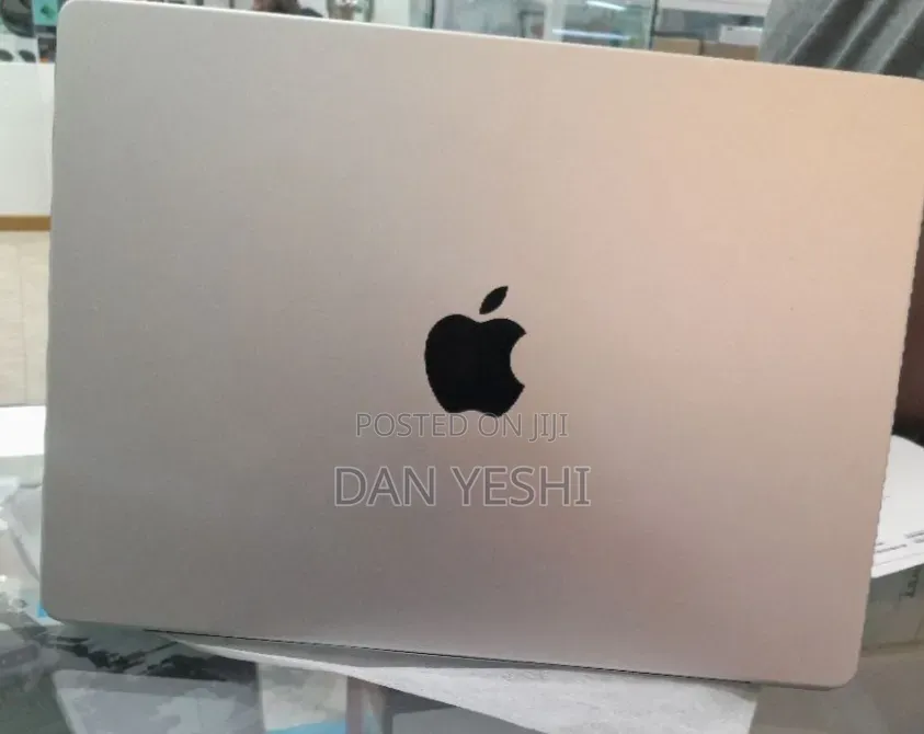 New Laptop Apple MacBook Pro 24GB Apple M4 Pro SSD 512GB