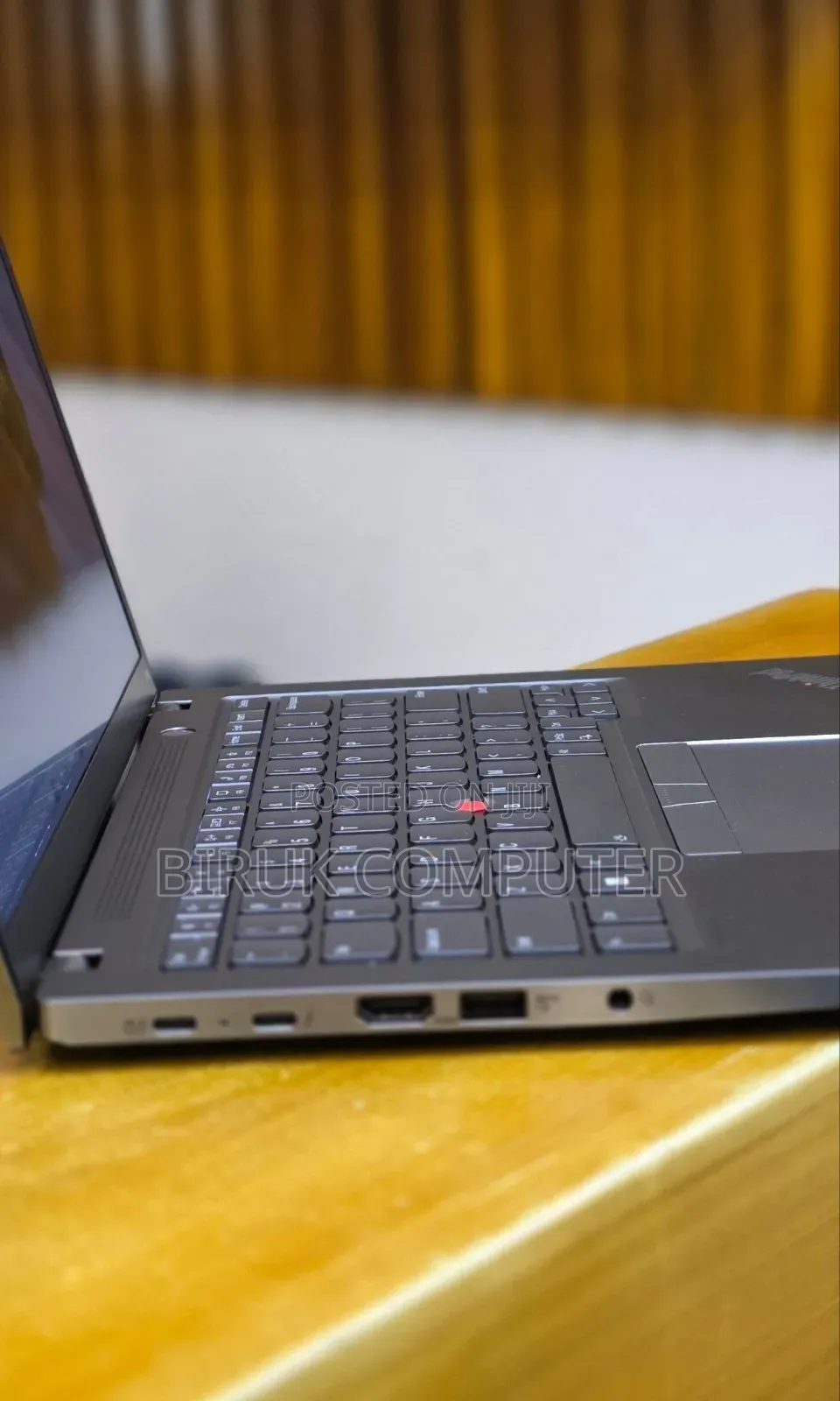 New Laptop Lenovo ThinkPad T14s Gen 2 32GB Intel Core i7 SSD 512GB