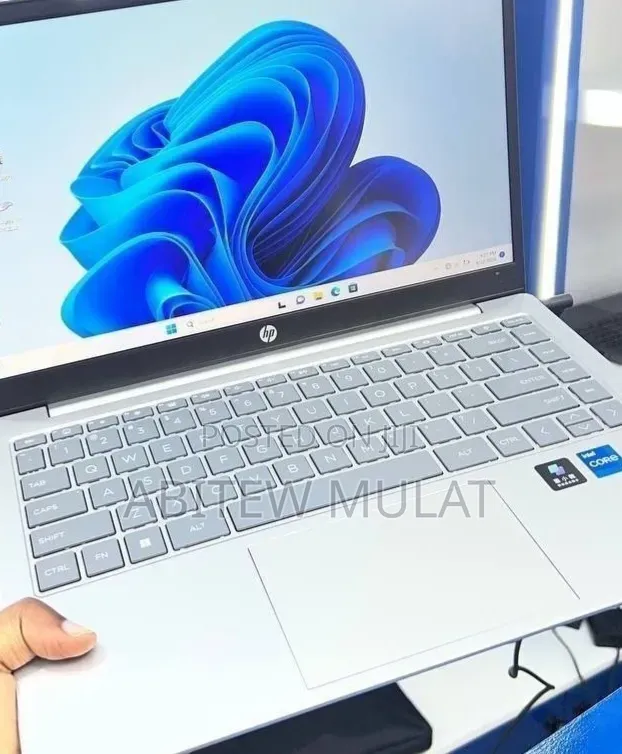 New Laptop HP Stream Notebook 16GB Intel Core i5 SSD 1T