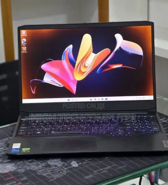 New Laptop Lenovo Ideapad 3 8GB Intel Core i5 SSD 512GB