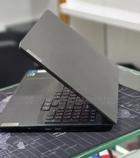 New Laptop Lenovo Ideapad 3 8GB Intel Core i5 SSD 512GB
