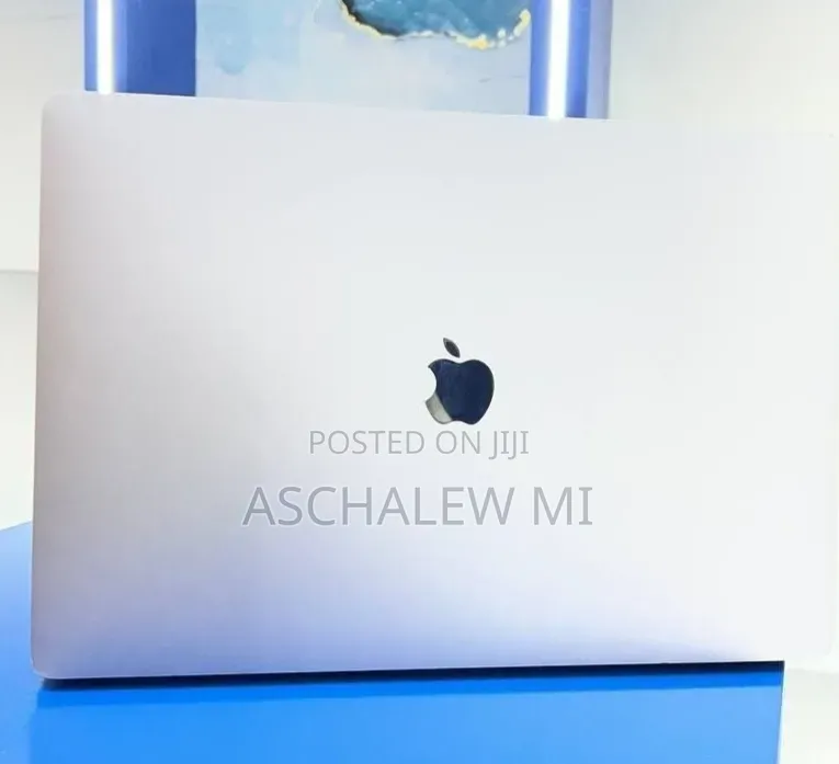 New Laptop Apple MacBook Pro 2019 32GB Intel Core i9 SSD 1T