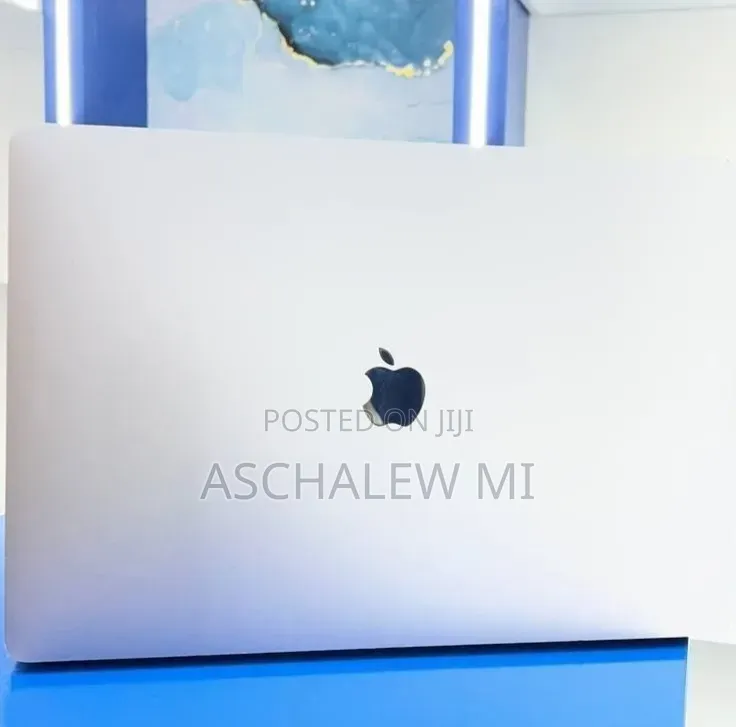 New Laptop Apple MacBook Pro 2019 32GB Intel Core i9 SSD 1T