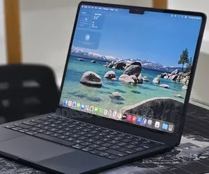 New Laptop Apple MacBook Air 2022 M2 8GB Apple M2 SSD 256GB
