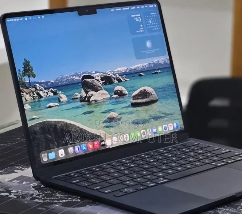 New Laptop Apple MacBook Air 2022 M2 8GB Apple M2 SSD 256GB