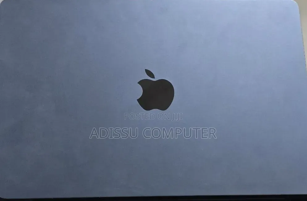 New Laptop Apple MacBook Air 2022 M2 8GB Apple M2 SSD 256GB