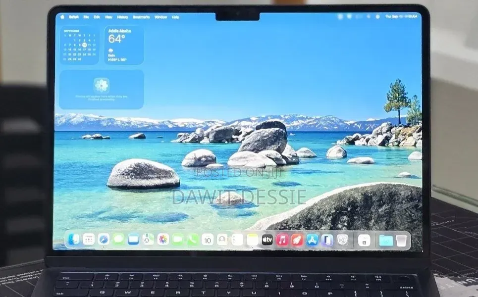 New Laptop Apple MacBook Air 2022 M2 8GB Apple M2 SSD 256GB