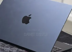 New Laptop Apple MacBook Air 2022 M2 8GB Apple M2 SSD 256GB