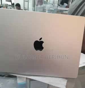 New Laptop Apple MacBook Pro 2024 M4 24GB Apple M4 Pro SSD 512GB