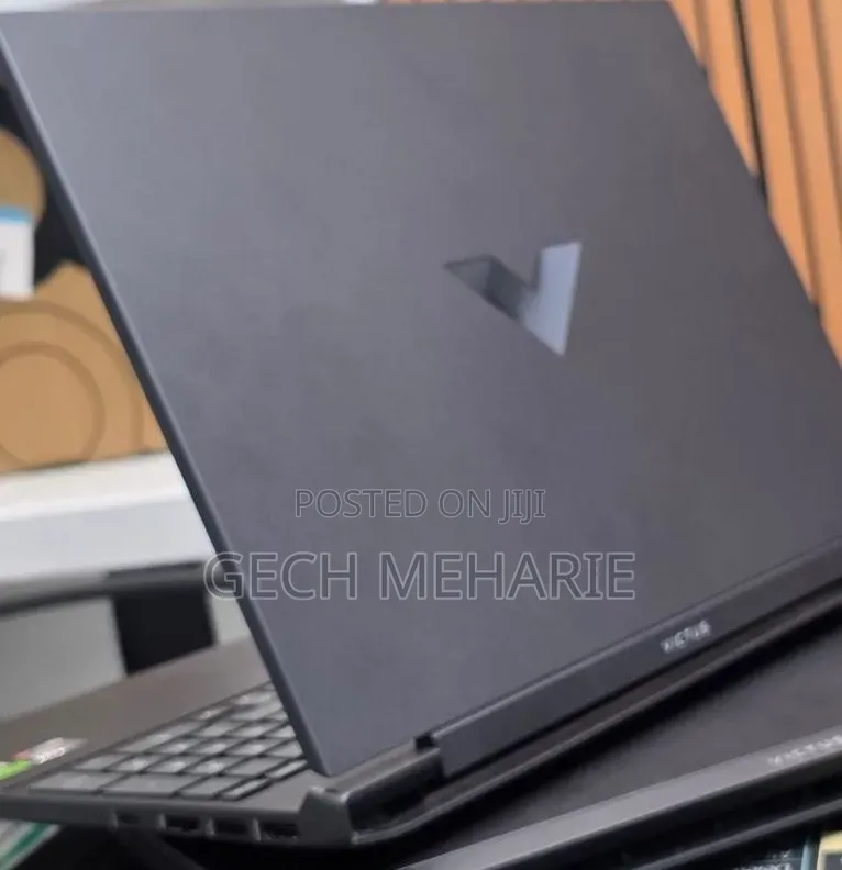 New Laptop HP Victus 16 16GB AMD Ryzen 7 SSD 512GB