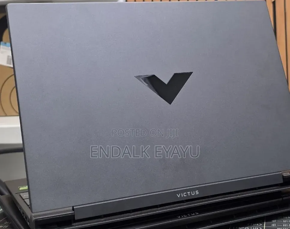 New Laptop HP Victus 16 16GB AMD Ryzen 7 SSD 512GB