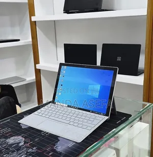 New Laptop Microsoft Surface Pro 6 8GB Intel Core i5 SSD 256GB