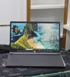 New Laptop HP Stream Notebook 8GB AMD Ryzen 5 SSD 512GB