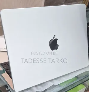 New Laptop Apple MacBook Pro 2024 M4 24GB Apple M4 Pro SSD 512GB